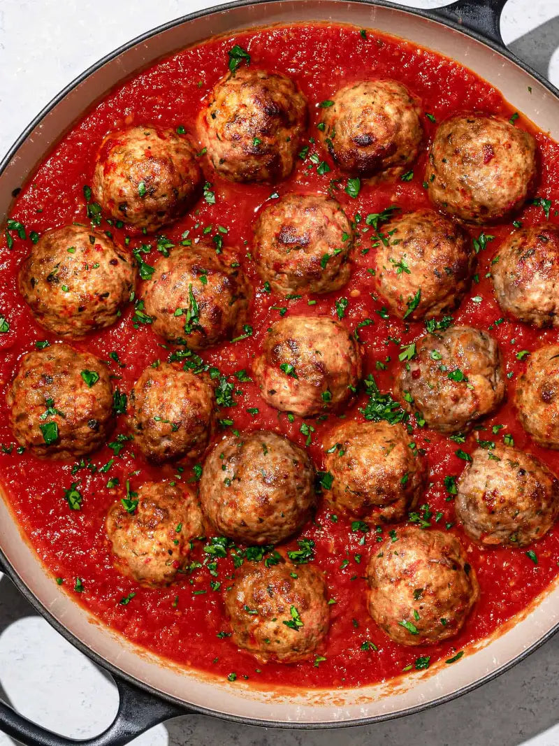 Meatballs in tomato sauce