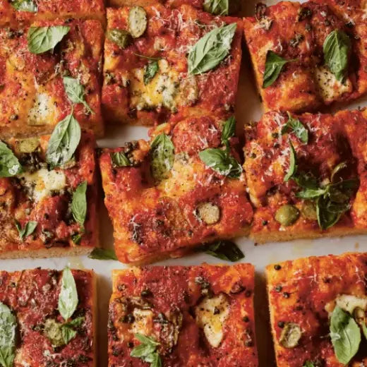 Tray-bake pizza